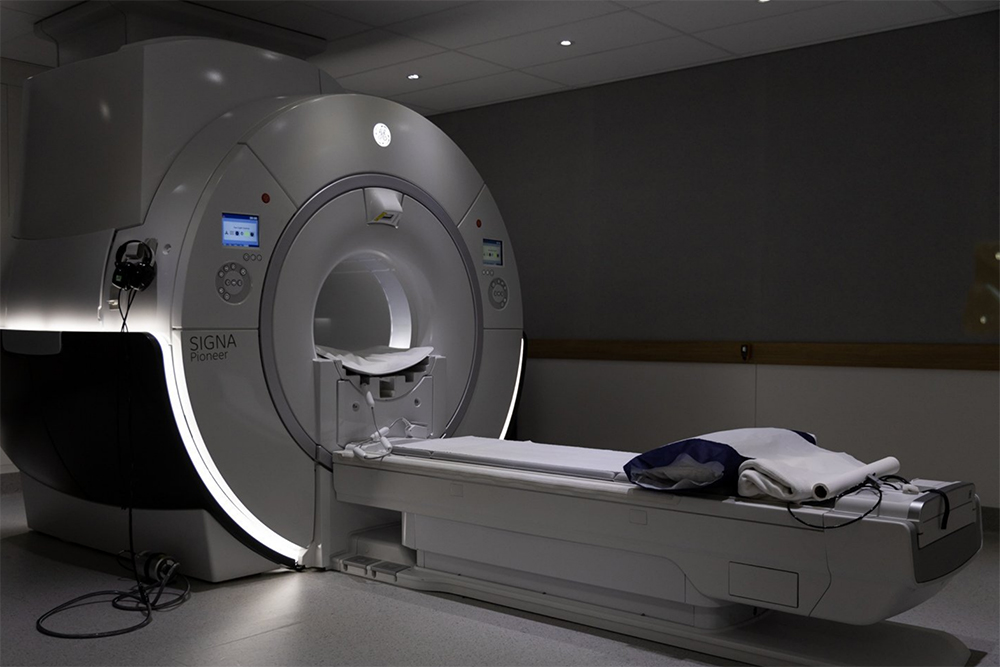 GE Healthcare SIGNA Pioneer 3T MRI machine at Radiology Tasmania
